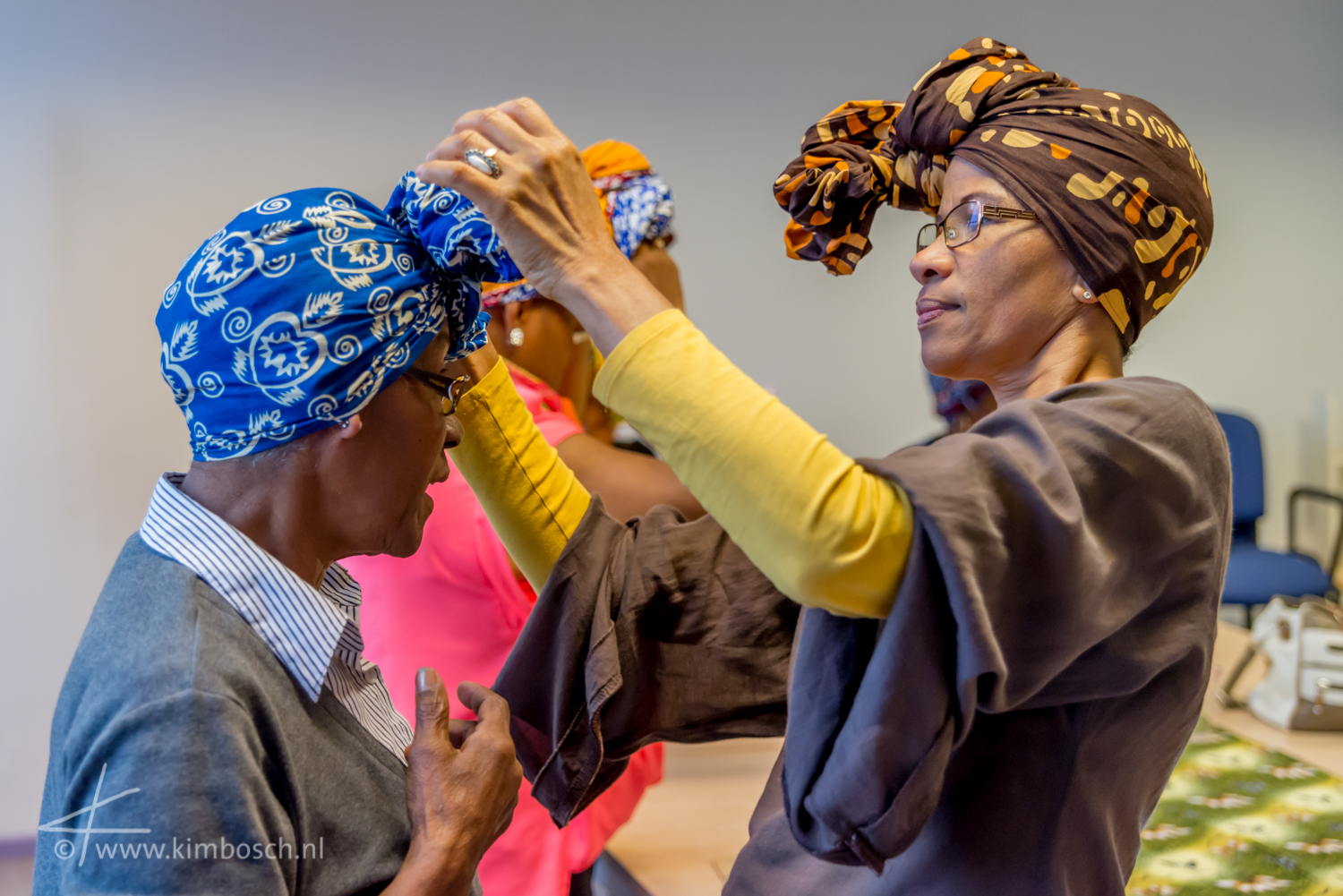 Werelderfgoeddagen Slavernijverleden, cursus hoofddoek binden door Di‘xpression